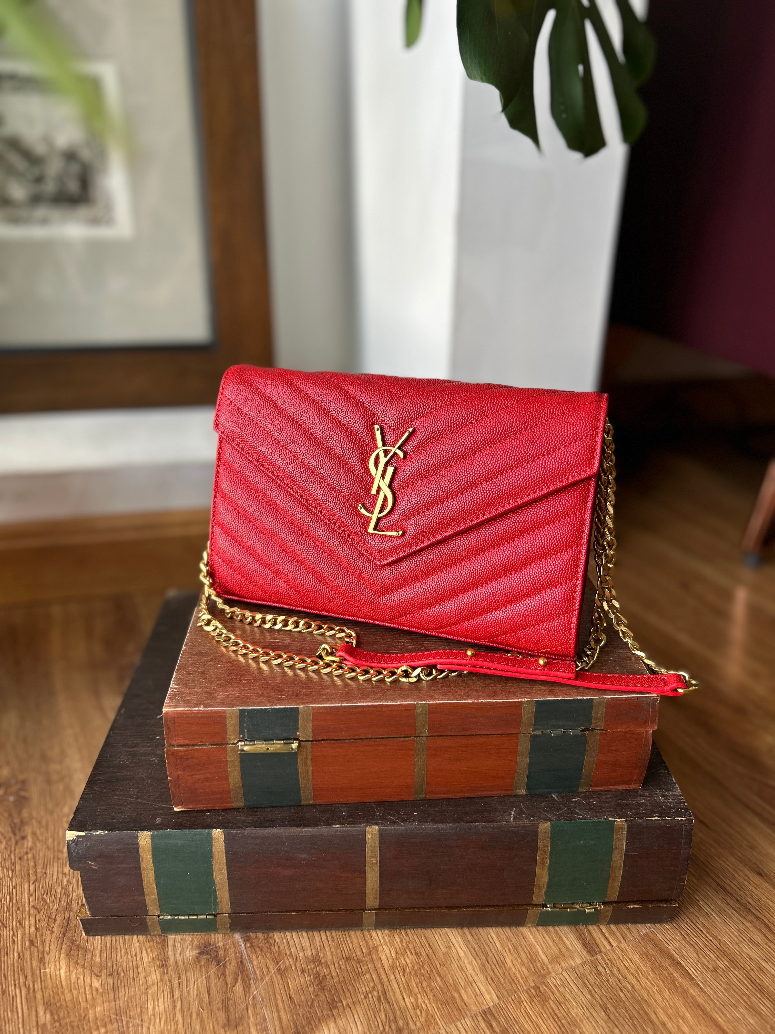 Bolsa Couro Caviar Yves Saint Laurent