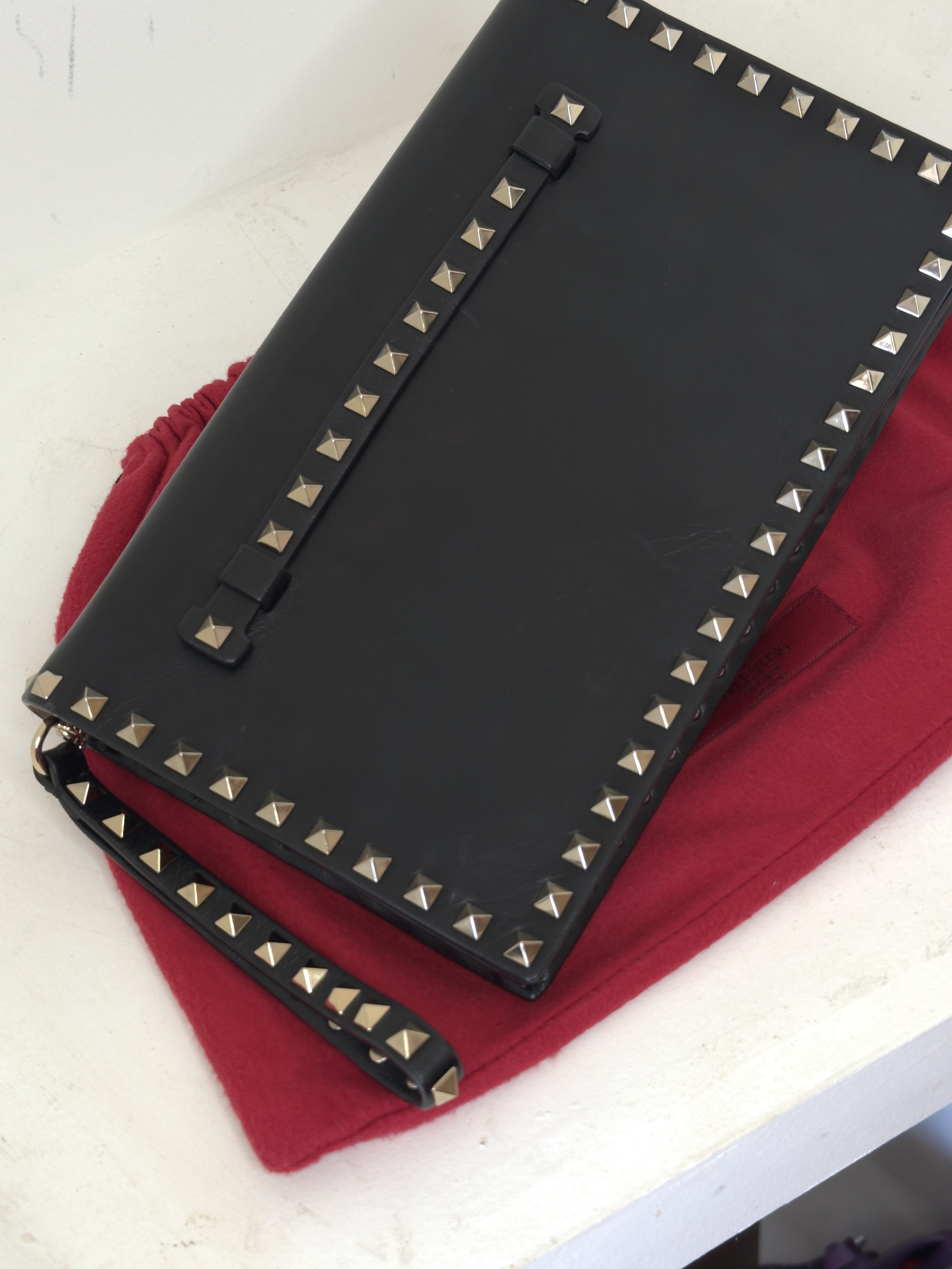 Bolsa Clutch Valentino Rockstud Wristlet