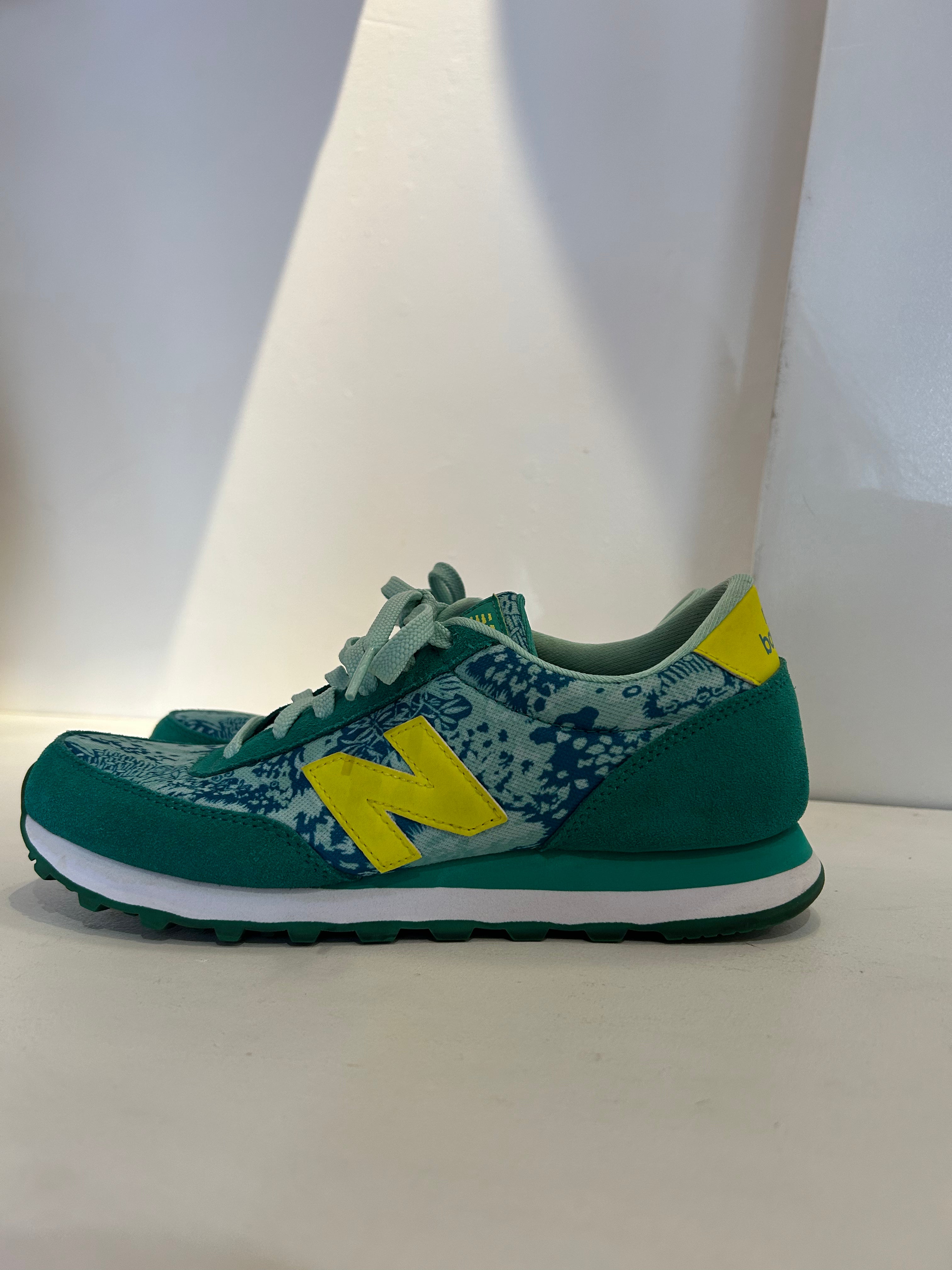 Tênis New Balance 571