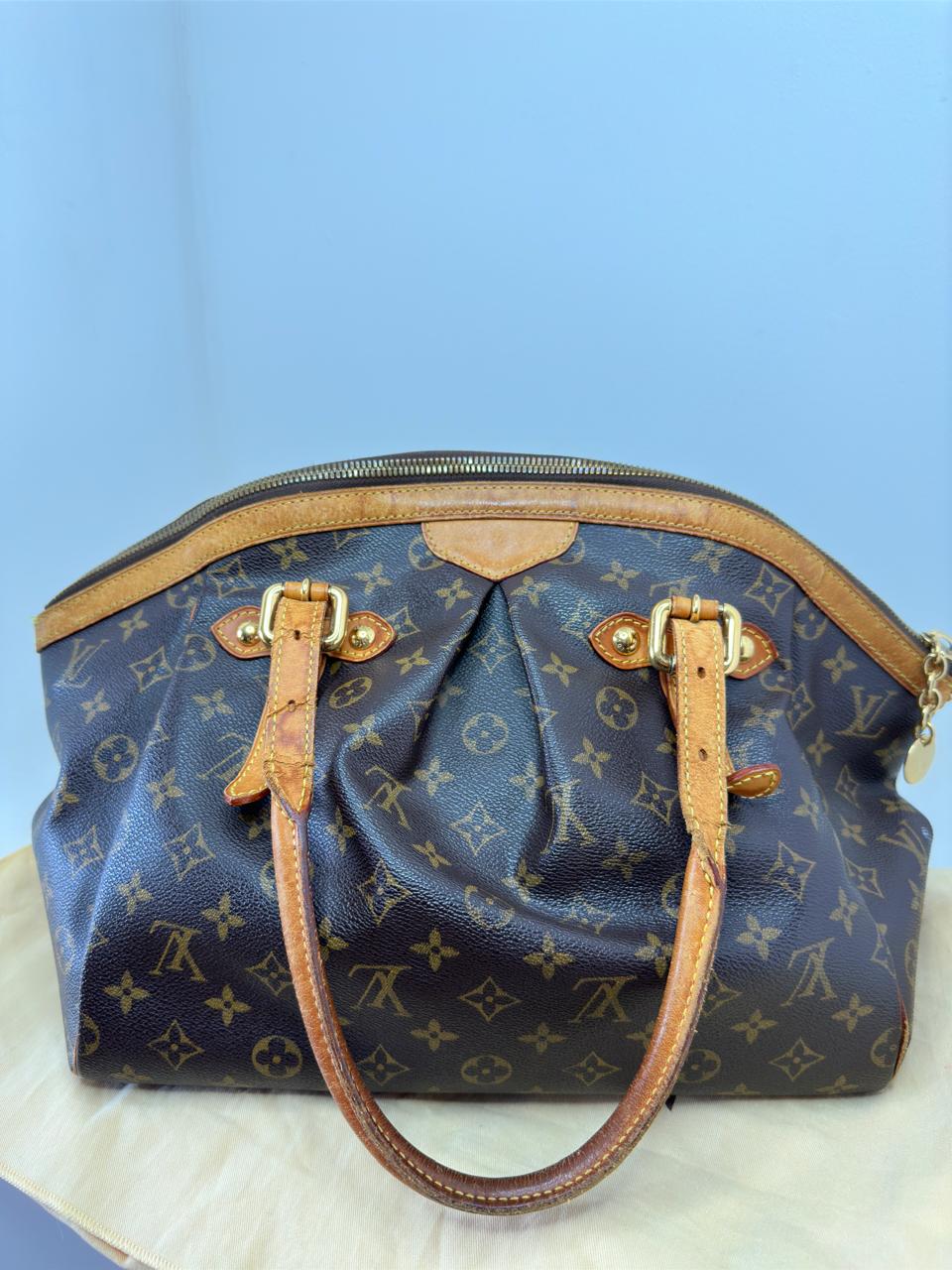 Bolsa Louis Vuitton monograma Tivoli Gm