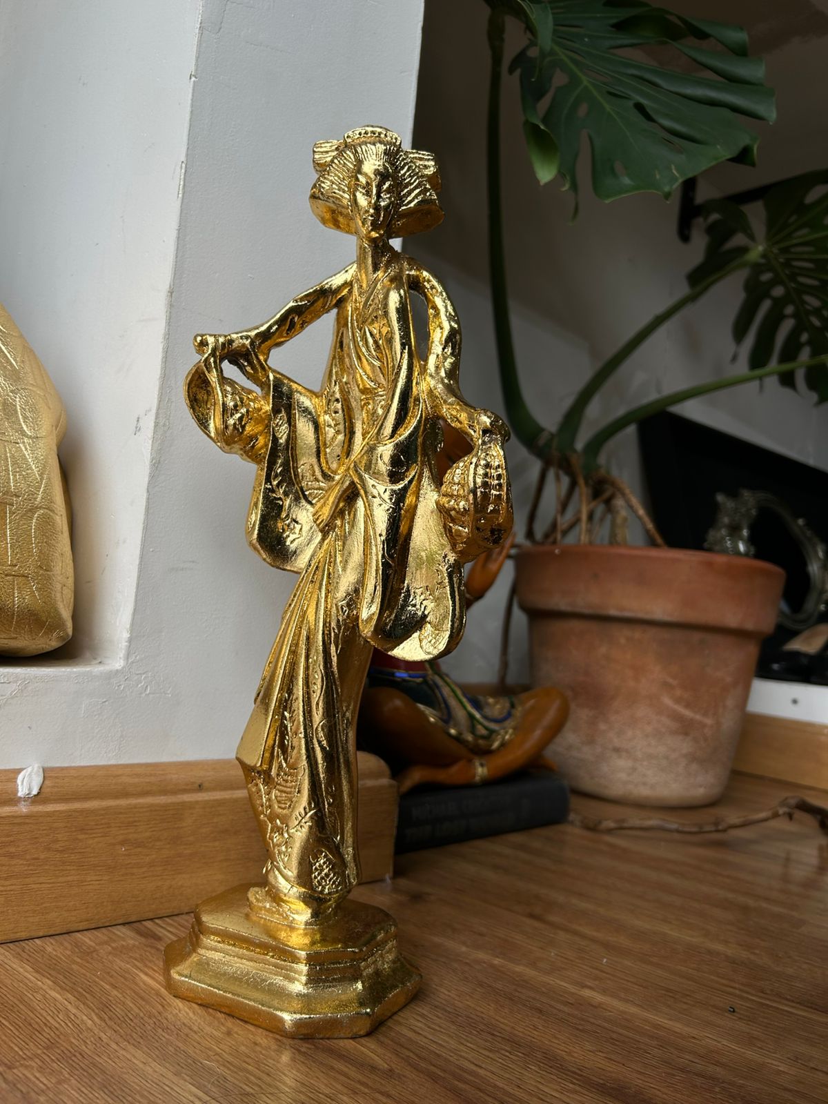 Escultura Chinesa em gesso