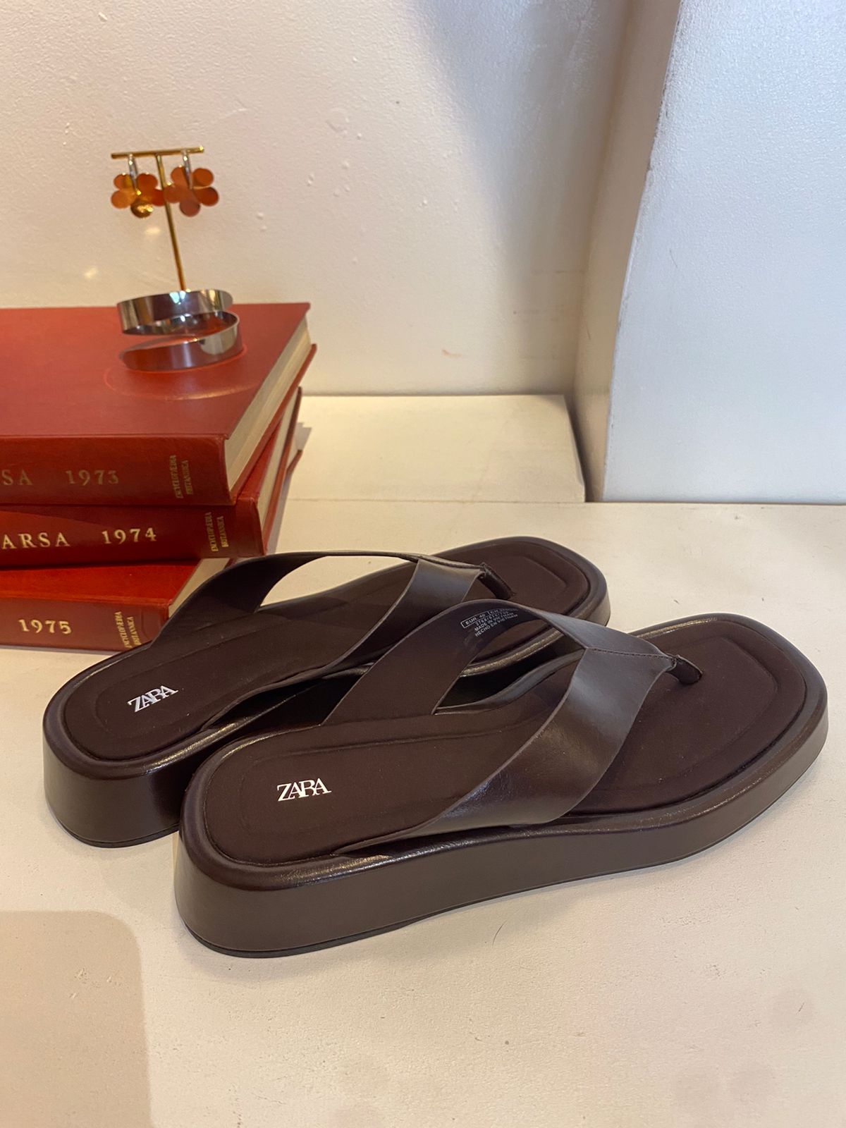 Sandália Zara