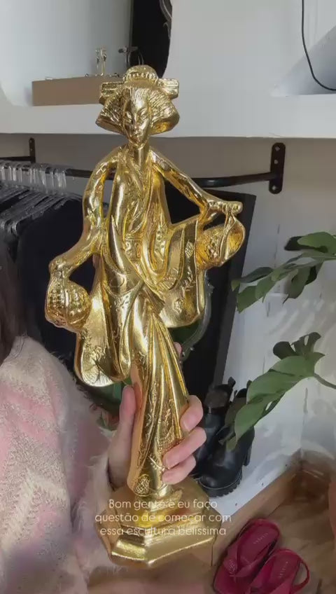 Escultura Chinesa em gesso